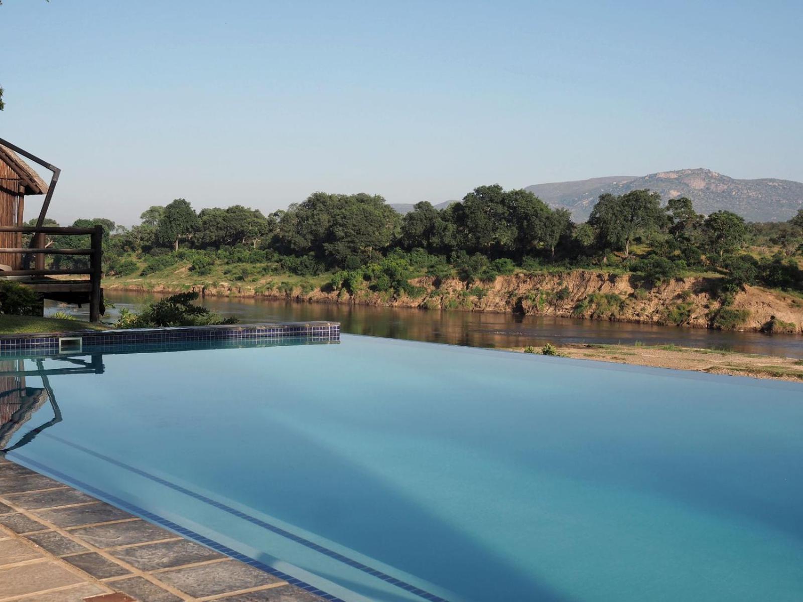 Rio Vista Lodge *